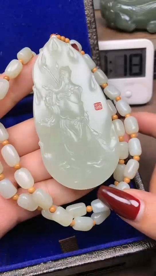 【闪购商品】和田玉颈饰未镶嵌菲菲