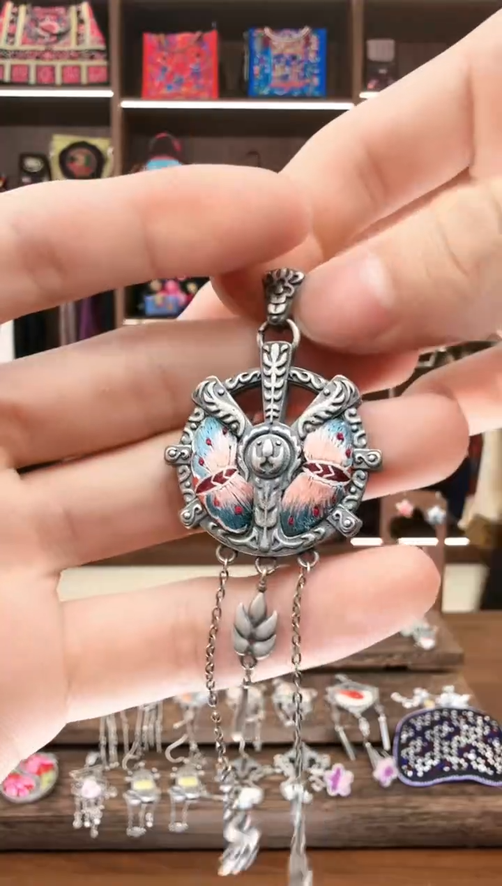 【闪购商品】织绣112蚩梦苗族古绣