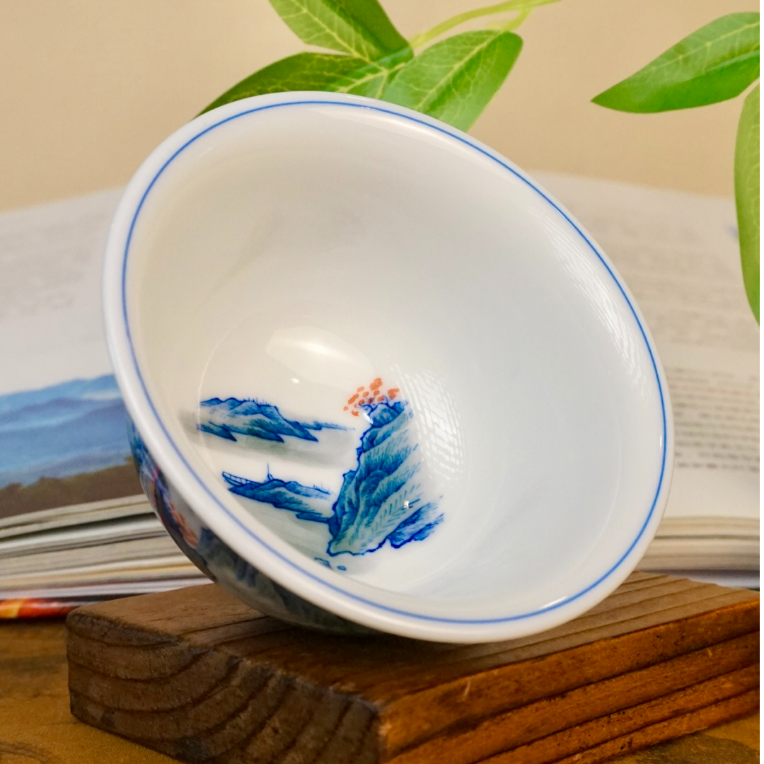 德物小雅120ml纯手工手绘釉下青花五彩山水玉泥压手杯景德镇柴窑