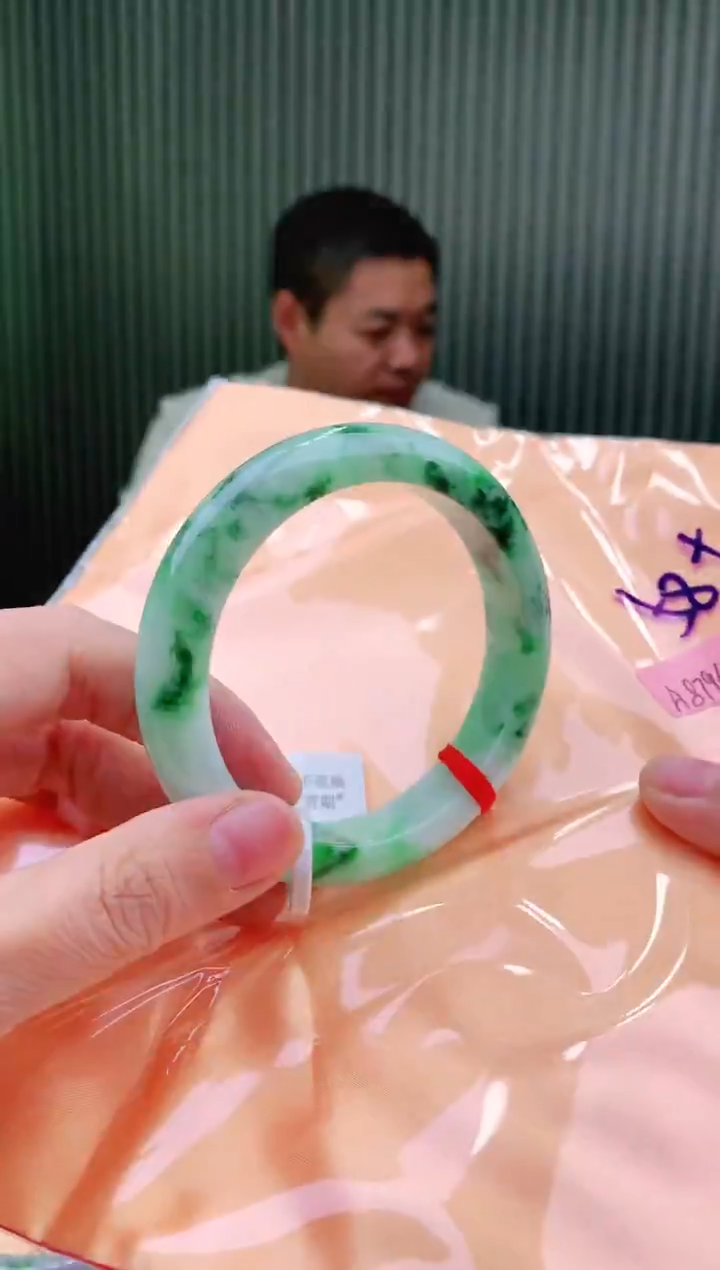 未镶嵌手镯翡翠58