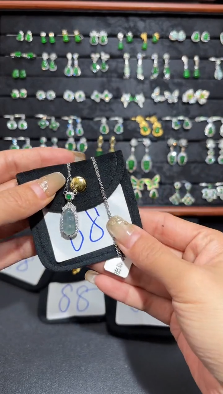 【闪购商品】翡翠颈饰银S925镶嵌蛋面/支持复检/一件