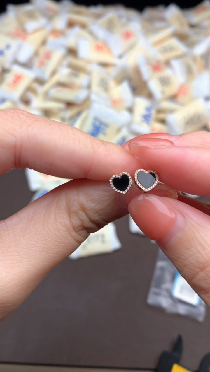 【闪购商品】翡翠挂件18K金镶嵌一