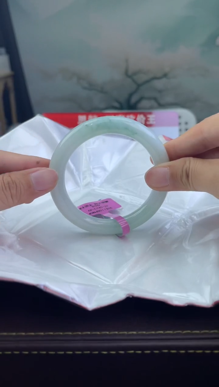 翡翠手镯未镶嵌3翡翠手镯