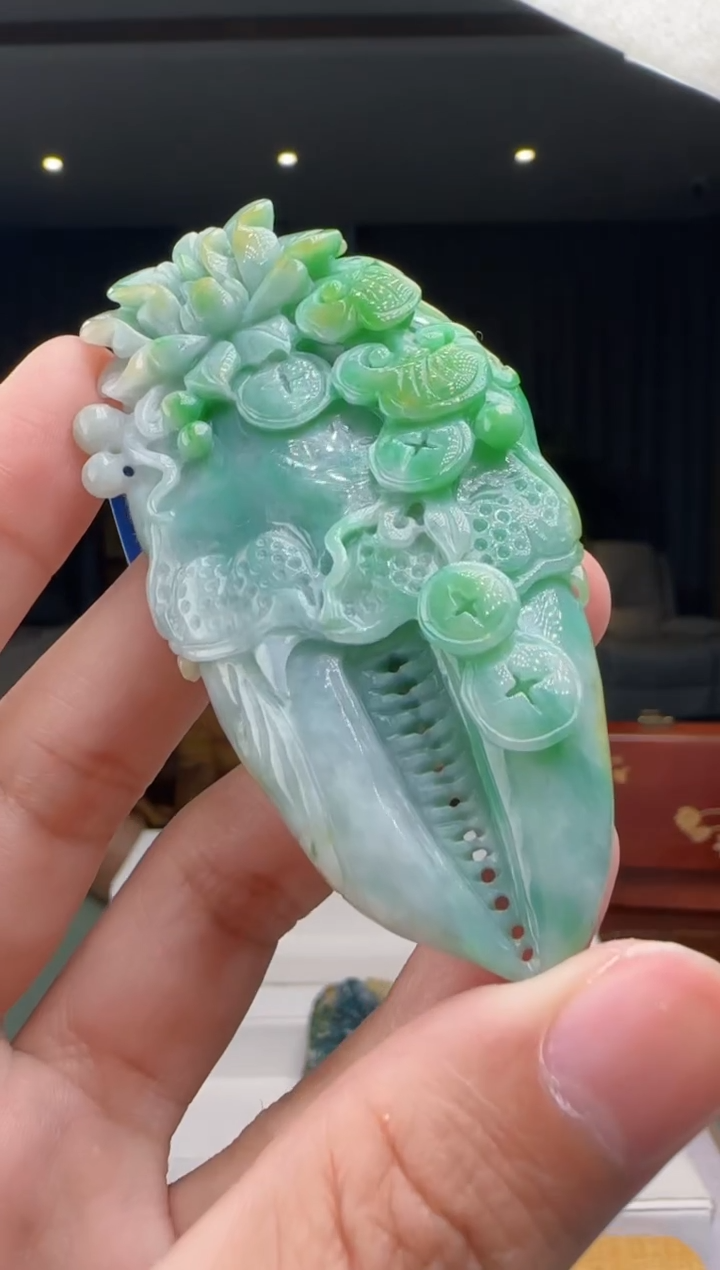 【闪购商品】翡翠吊坠(不含链)未镶嵌XM@@960Q7J03424