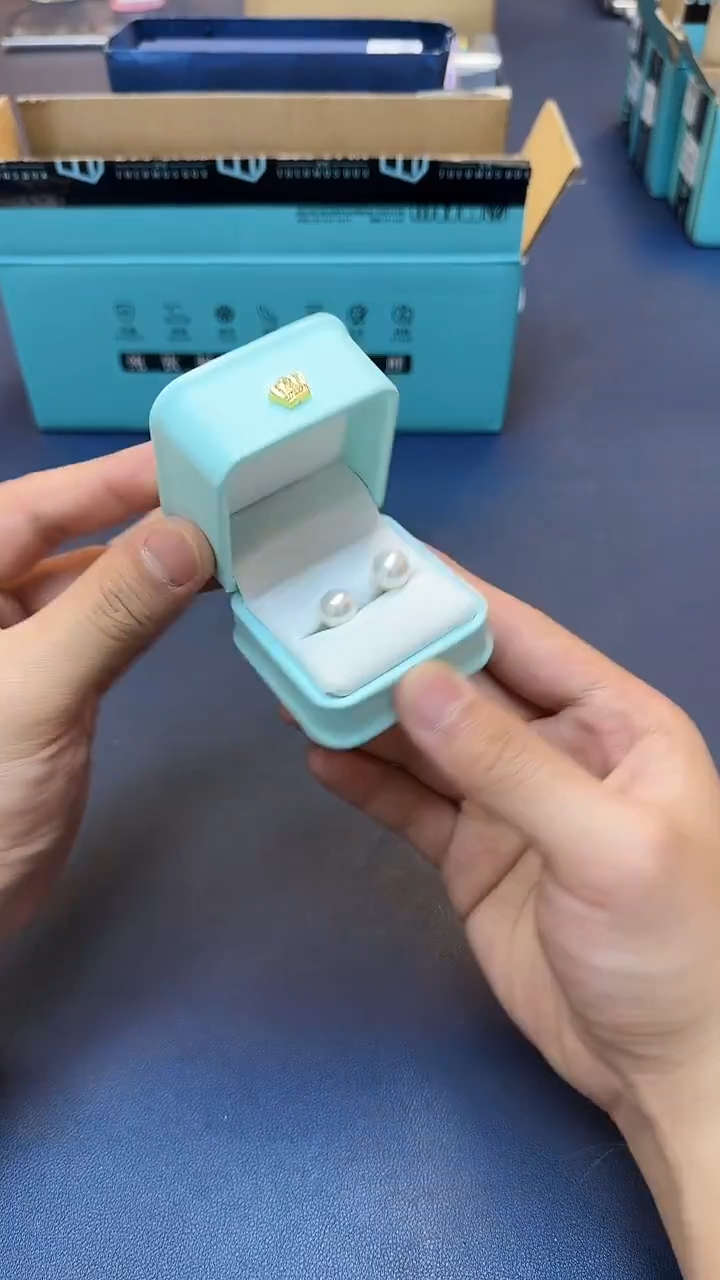 瓷片新号首播，只为数据@@CC710