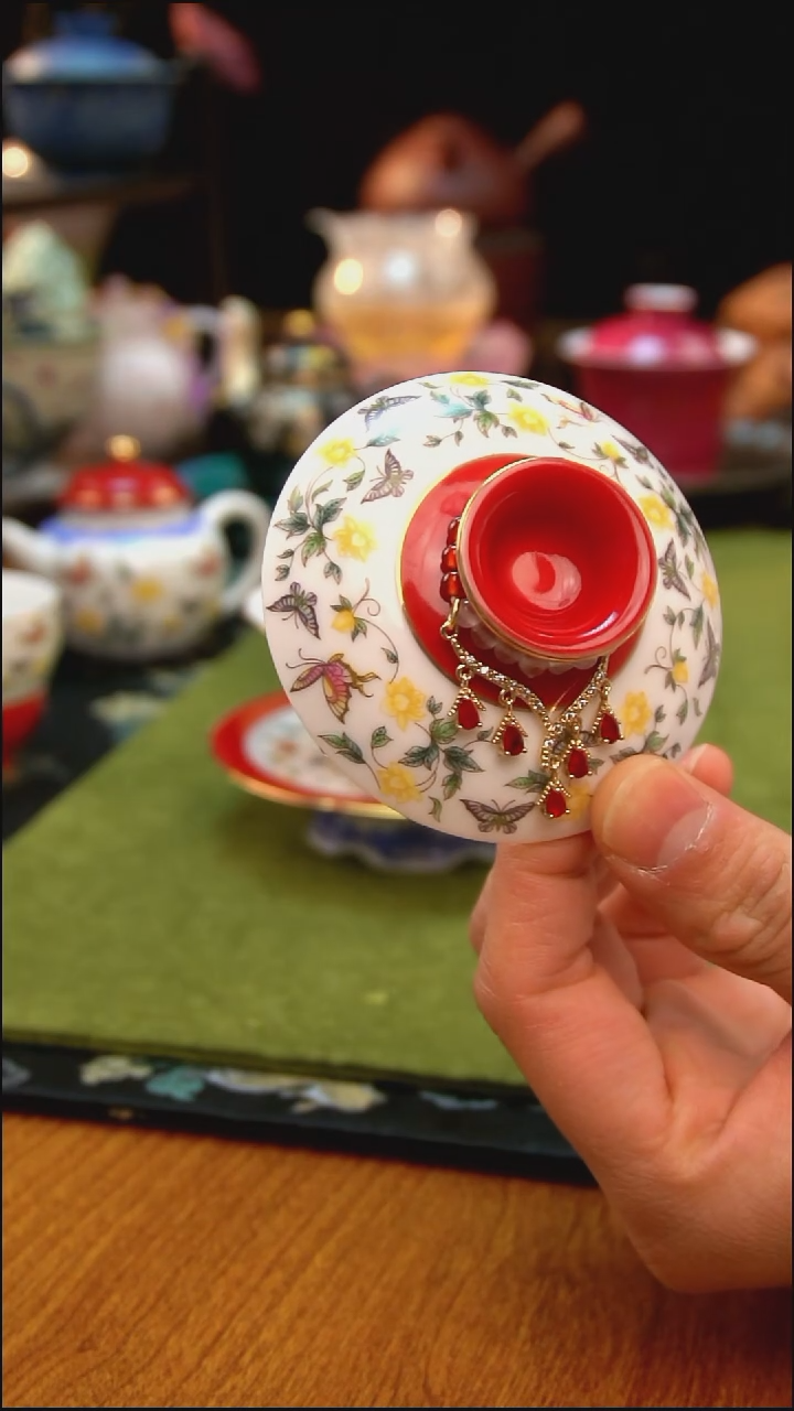 专做手绘和手工茶具的直播间