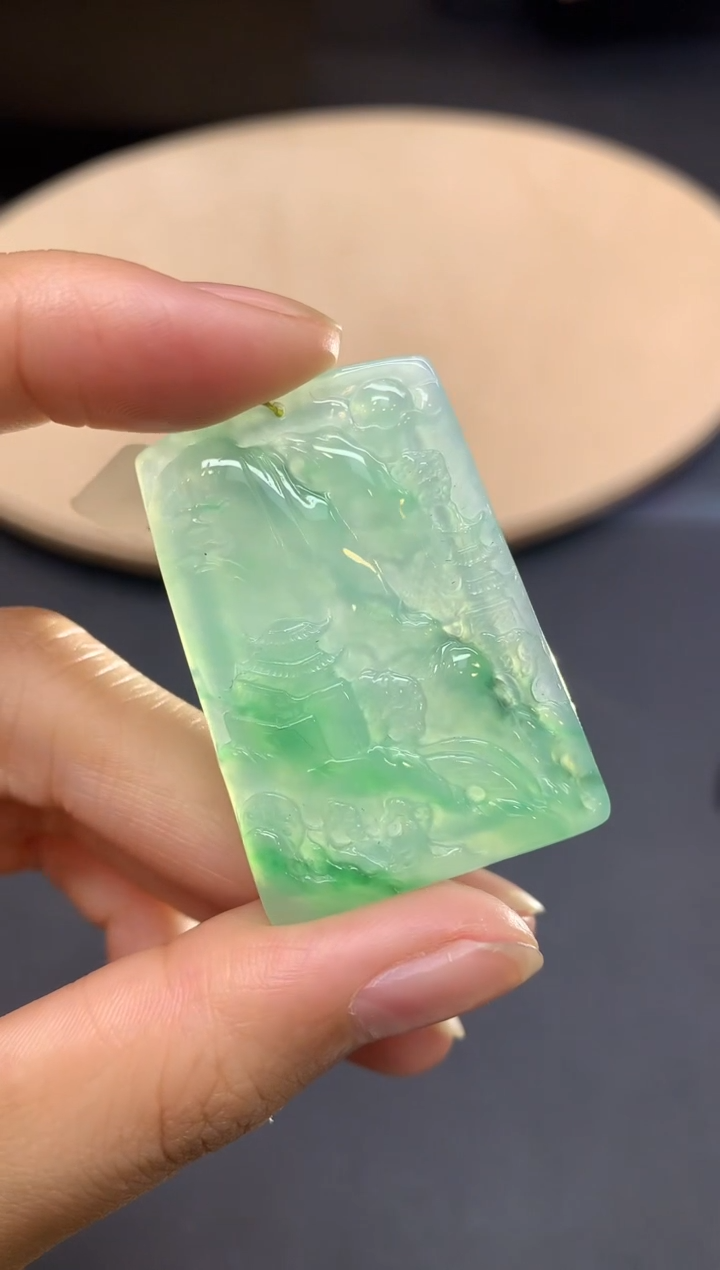 【闪购商品】定制翡翠未镶嵌山水牌【无服务费】