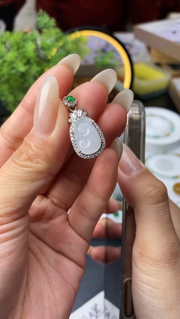 【闪购商品】定制翡翠未镶嵌毛货商品 不退换/