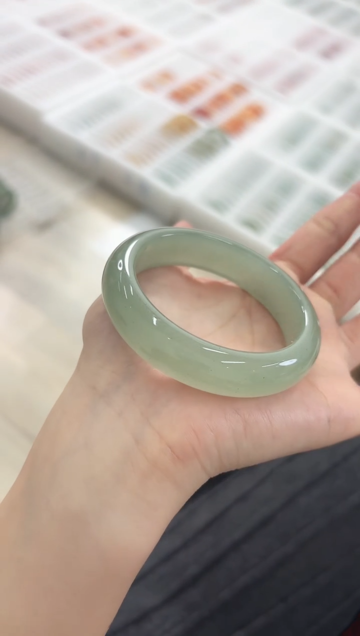 未镶嵌手镯石英质玉19-53D