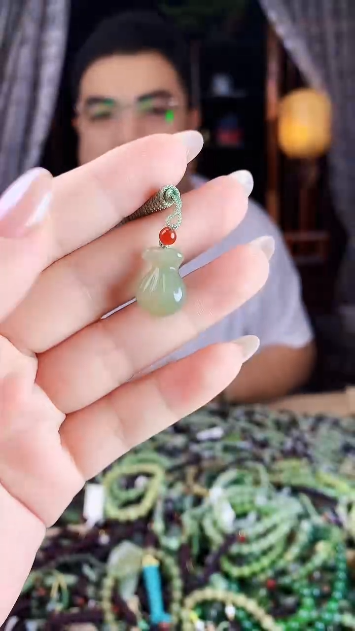 未镶嵌和田玉挂件多样性发货拍一发一