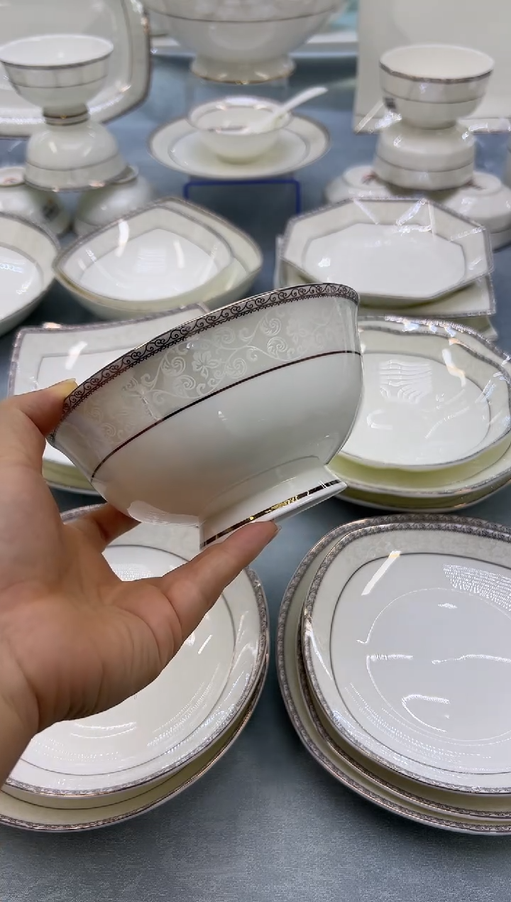 骨瓷玲珑6高2个  