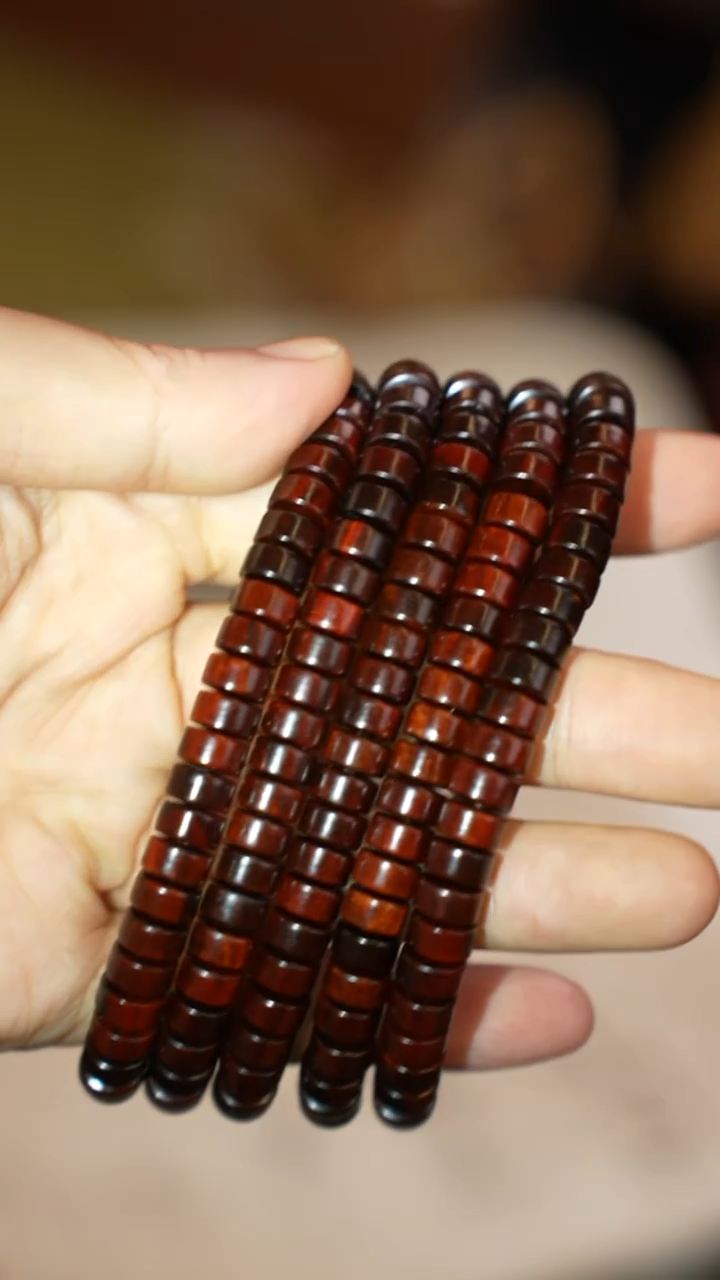 檀香紫檀（小叶紫檀）把件4x7药片小叶紫檀