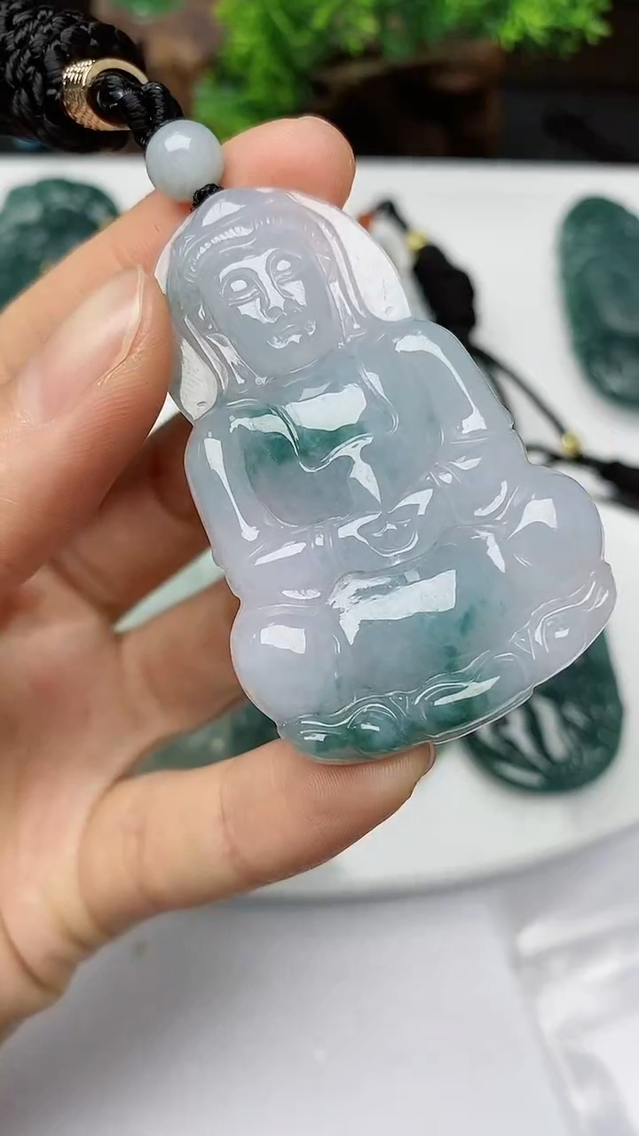 【闪购商品】翡翠颈饰未镶嵌