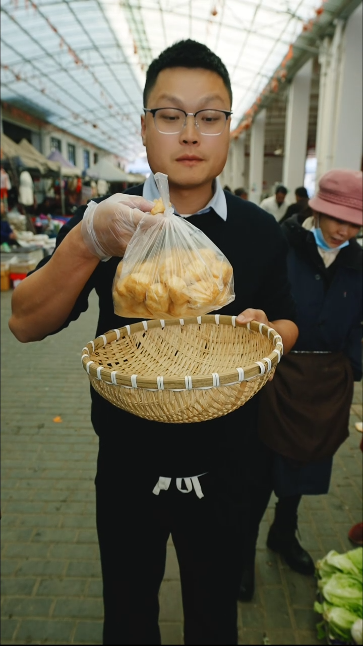 中国大陆代卖农家油炸豆泡1斤