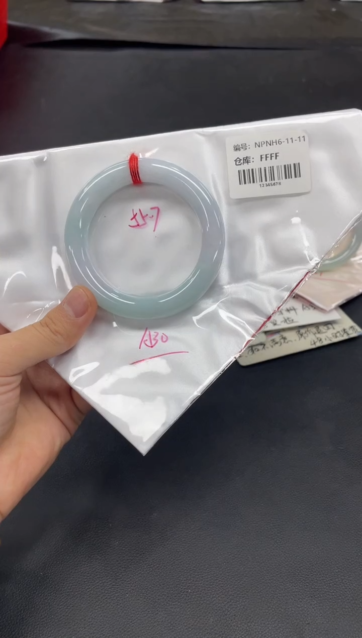 未镶嵌手镯翡翠翡翠手镯