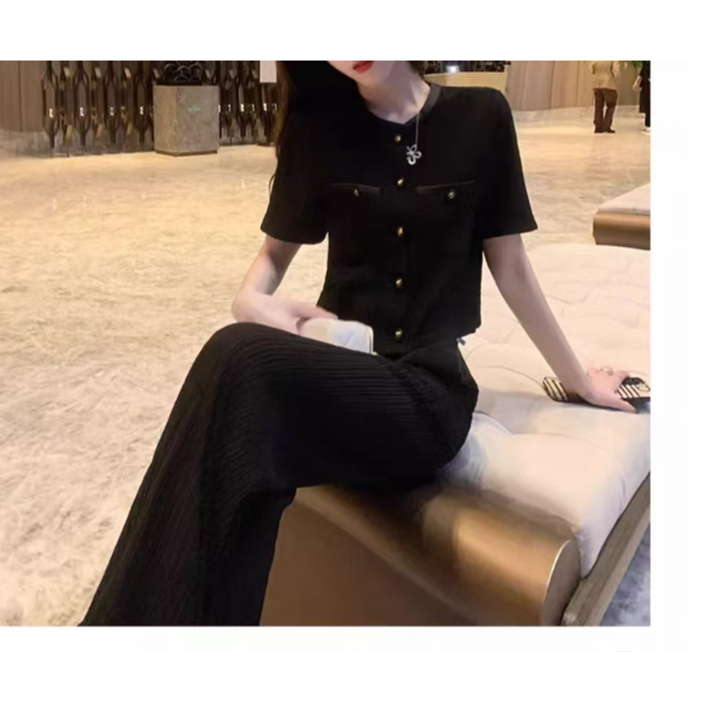 R004城西时尚汇小香套装夏季新款透气显瘦洋气时尚黑色短袖