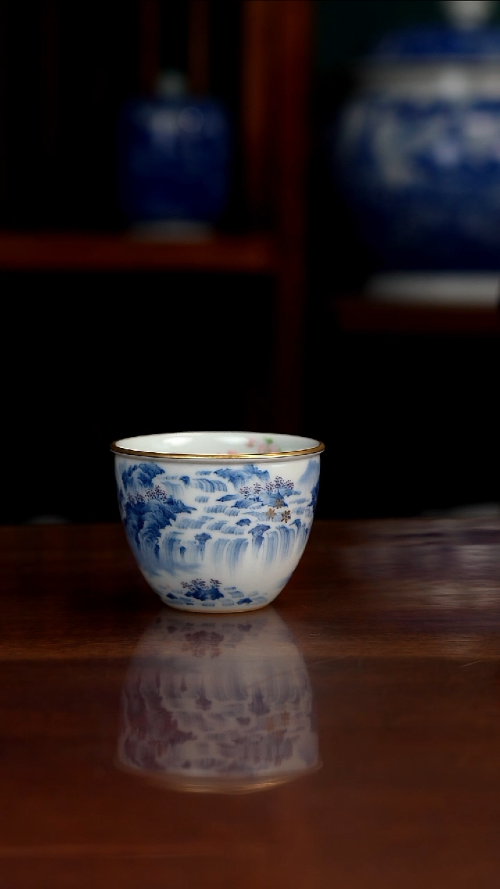 景琳藏青花北派山水