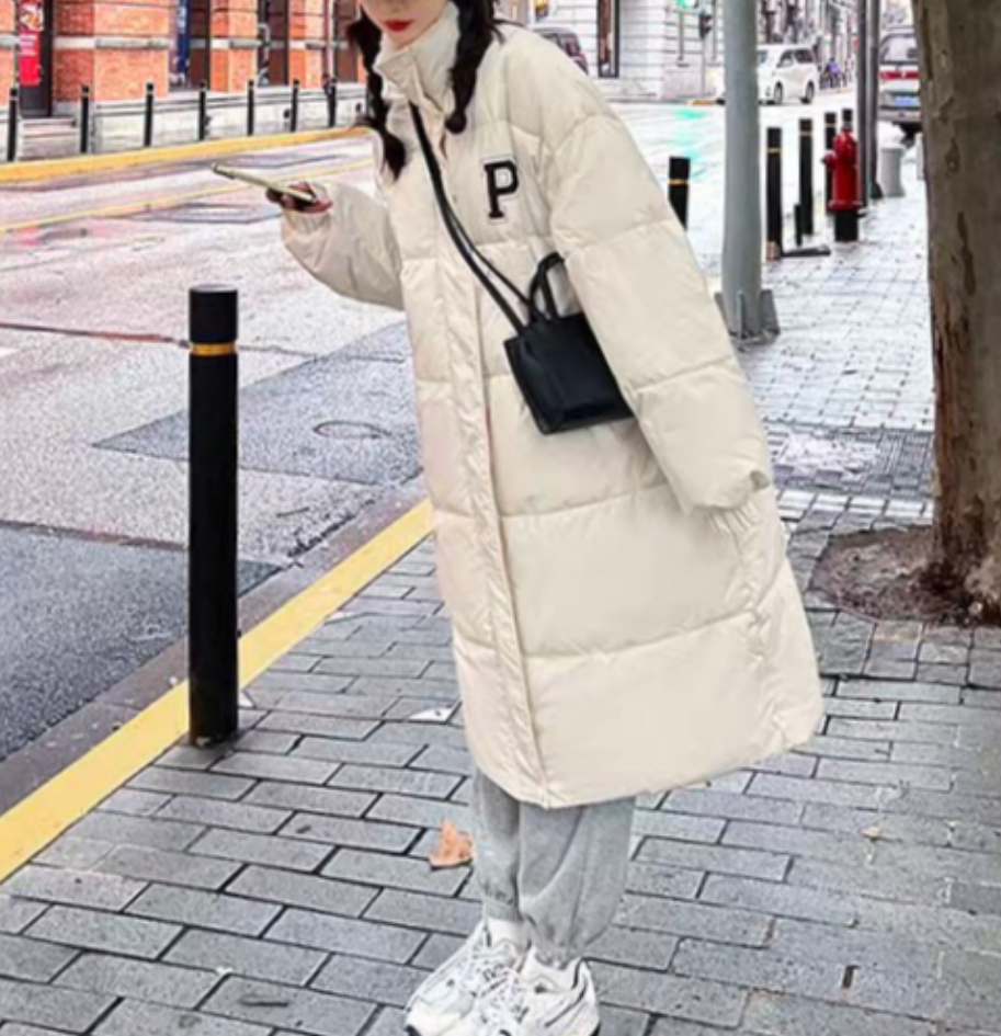 8621-2-DQ米白色立领P字母宽松加厚中长款外套