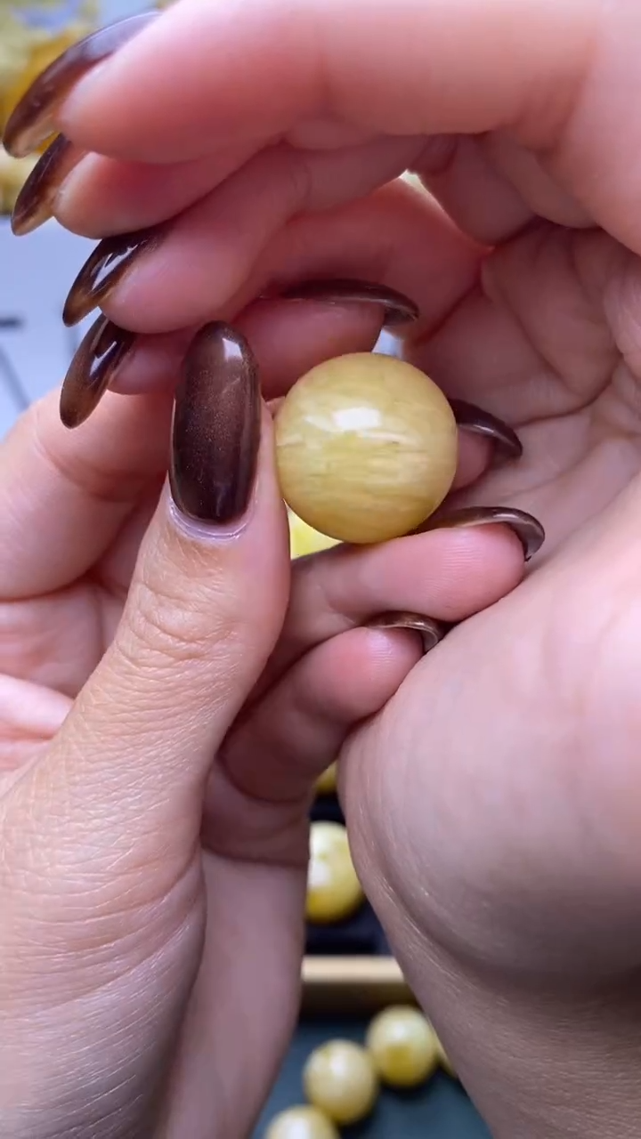 【闪购商品】琥珀裸石未镶嵌蜜蜡.57