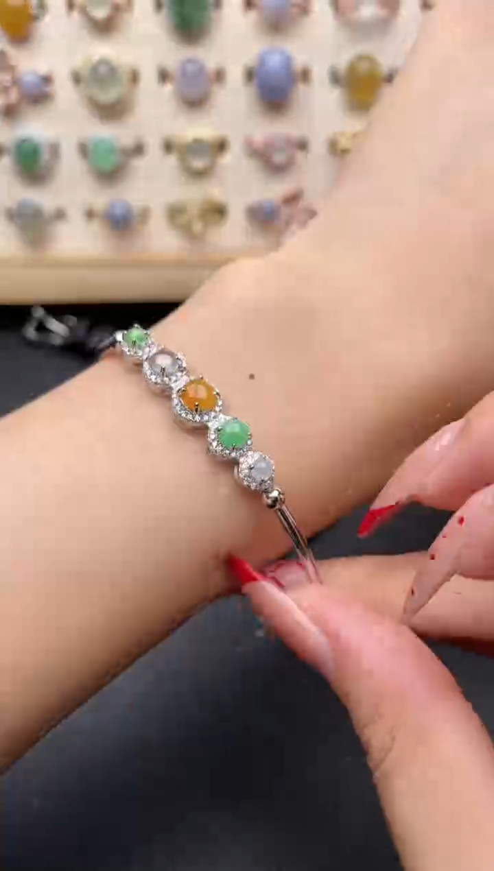 【闪购商品】翡翠戒指银S925镶嵌一物一证一礼盒