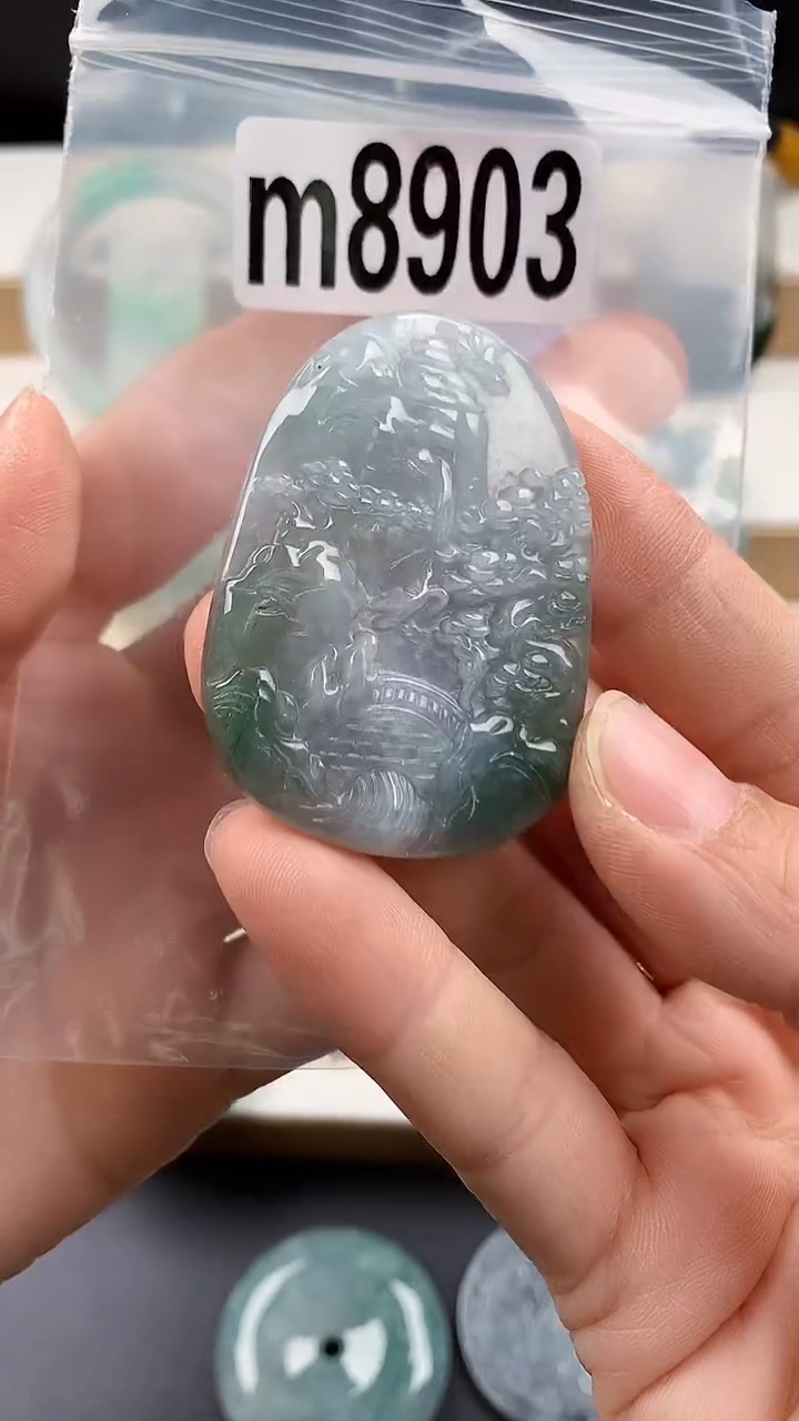 颈饰未镶嵌翡翠天然翡翠吊坠挂件