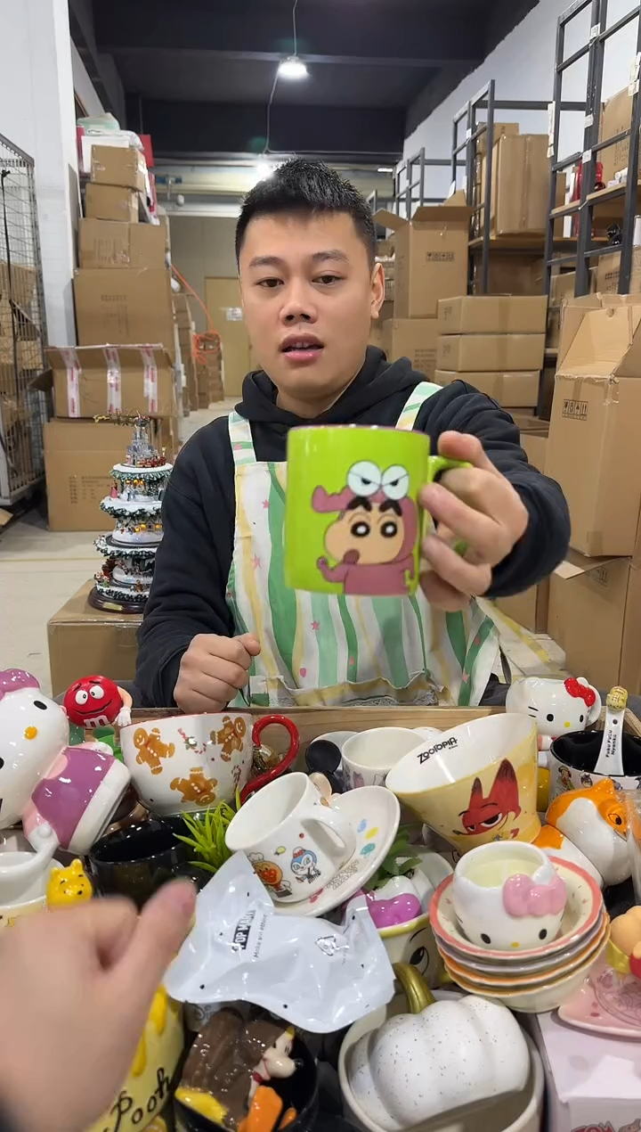 瓷片绿色小新鳄鱼马克杯