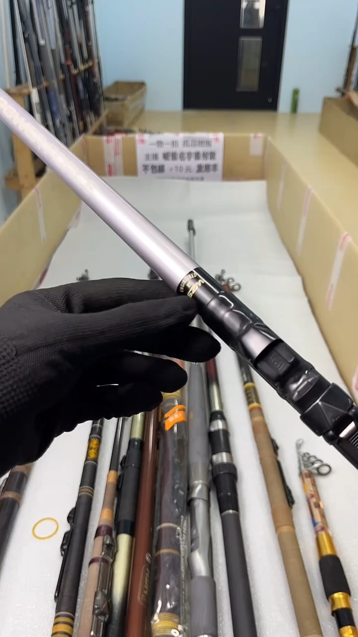 用****3孤品微瑕，以直播间介绍为准，加10元发顺丰。