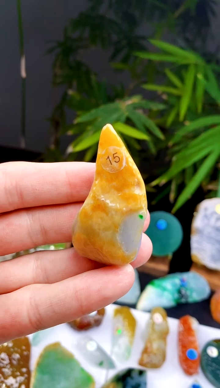 定制翡翠未镶嵌翡翠