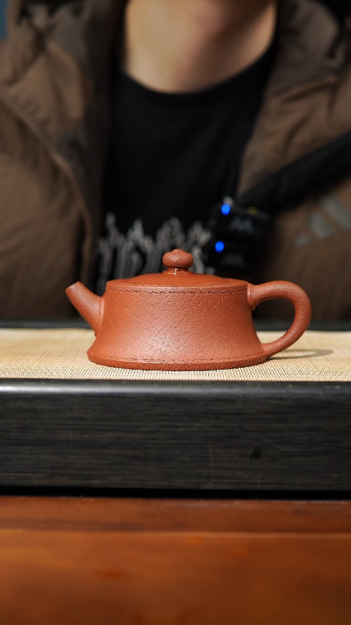 【闪购商品】紫砂茶壶红皮龙柱础，160cc