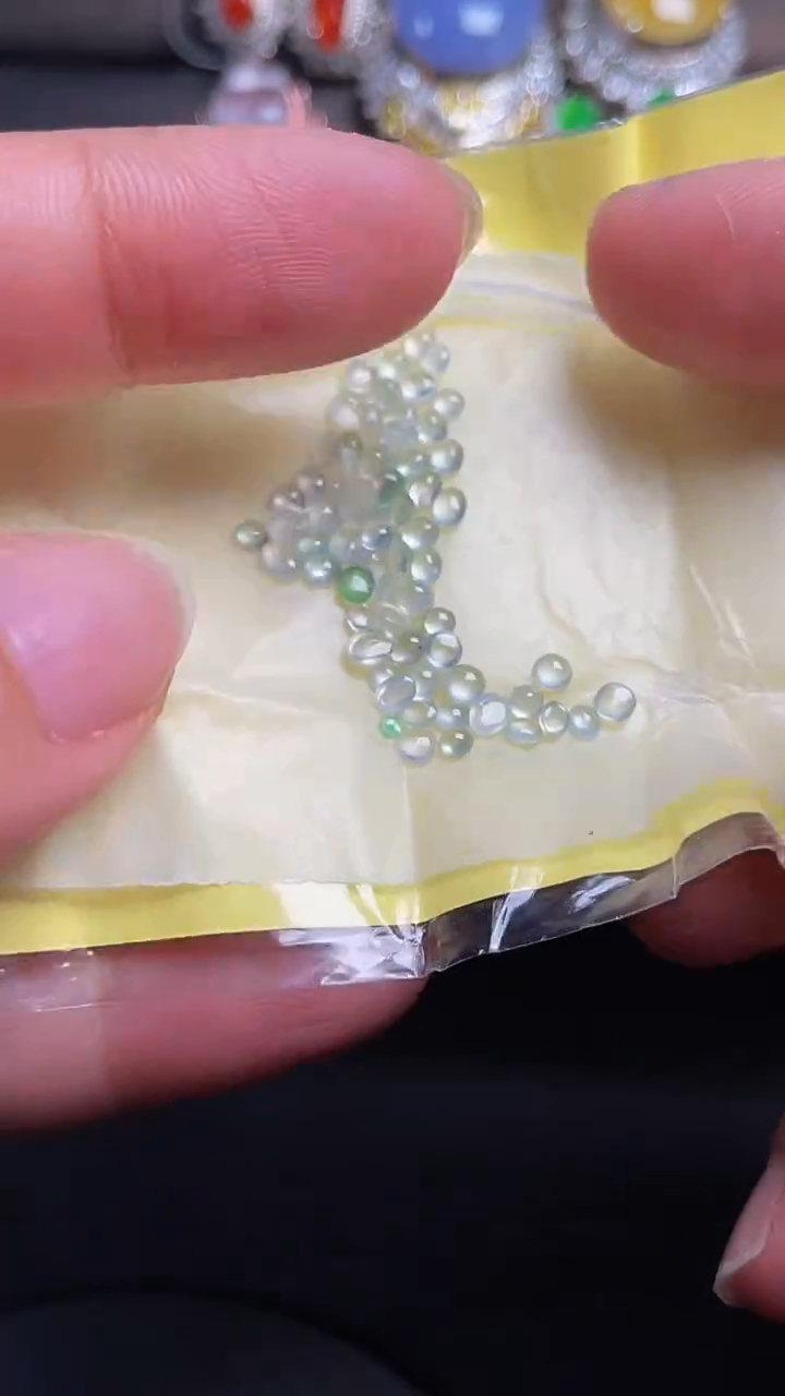 定制翡翠未镶嵌天然缅甸翡翠A货104