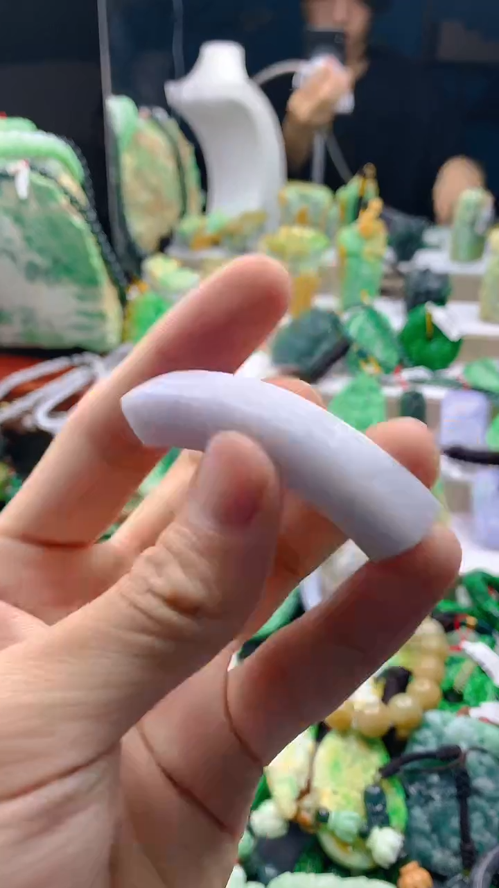 颈饰未镶嵌翡翠天然缅甸翡翠a货