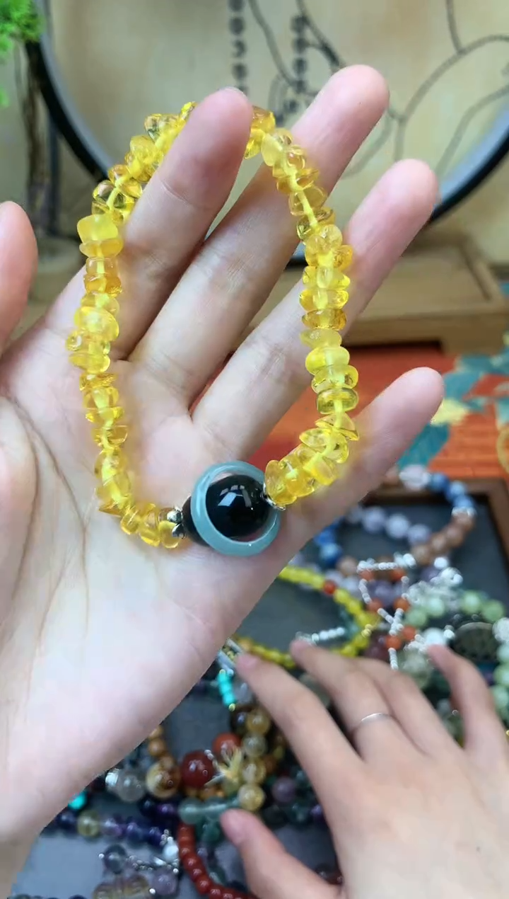 【闪购商品】琥珀手链未镶嵌321手串