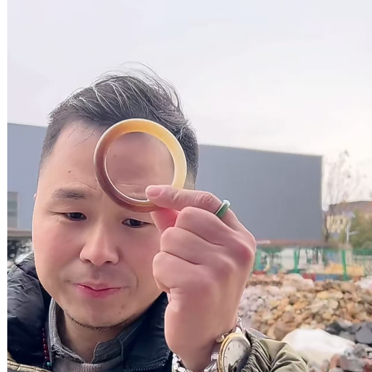 新疆和田玉糖白手镯520