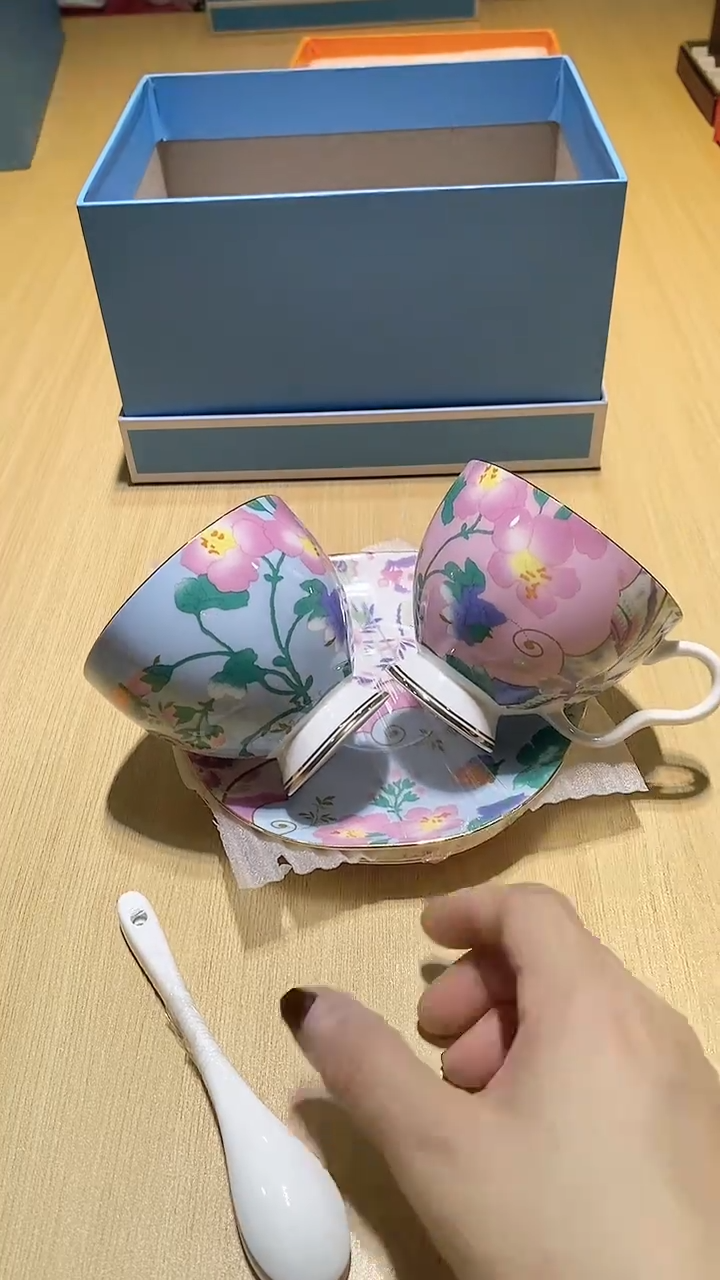 【闪购商品】瓷片锅碗瓢盆一件不剩