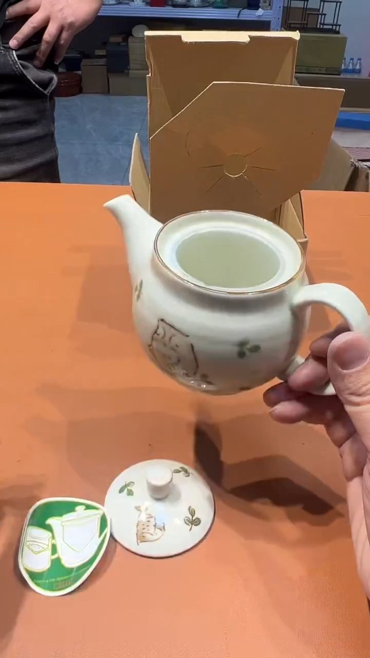 其他陶是*呀阿达西日瓷摆件644