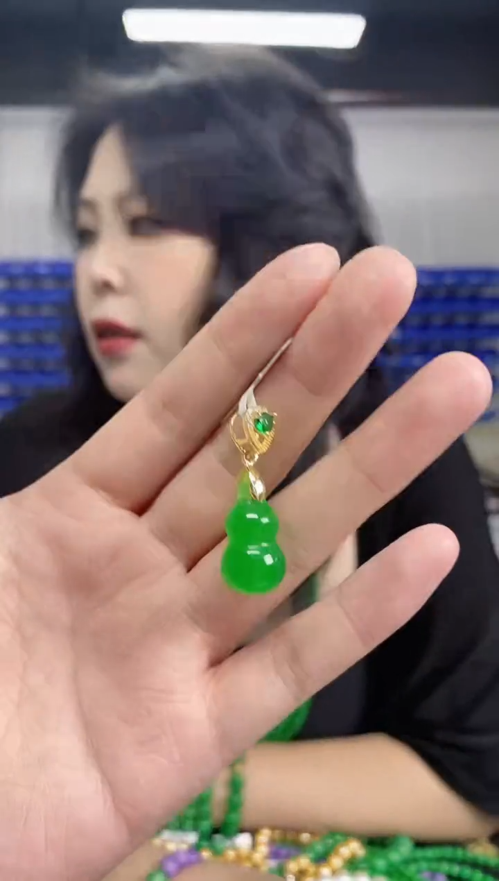翡翠未镶嵌颈饰闪购链接   多样性发其一颜色微差