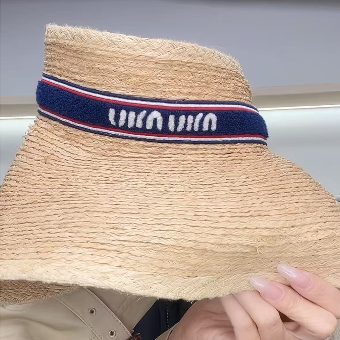 99新 MIU MIU/缪缪 渔夫帽