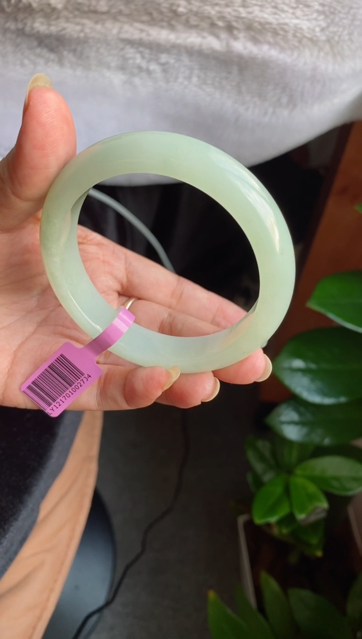 【闪购商品】翡翠手镯未镶嵌（十星强推）冰胶果绿14号