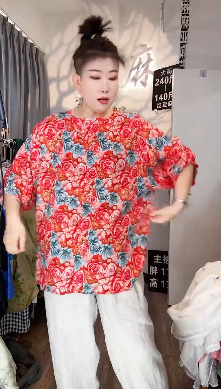 亚麻大码女装系列。