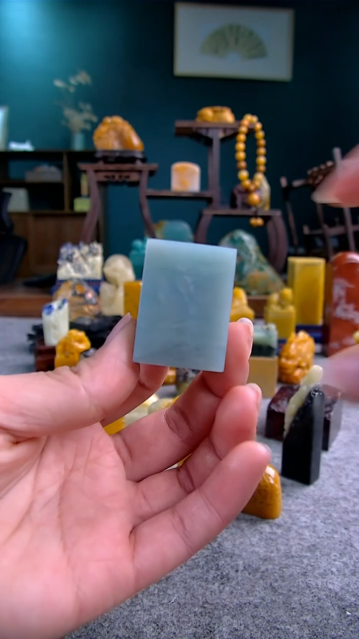 【闪购商品】云南石天青石六面平2.5*1.6*3.4