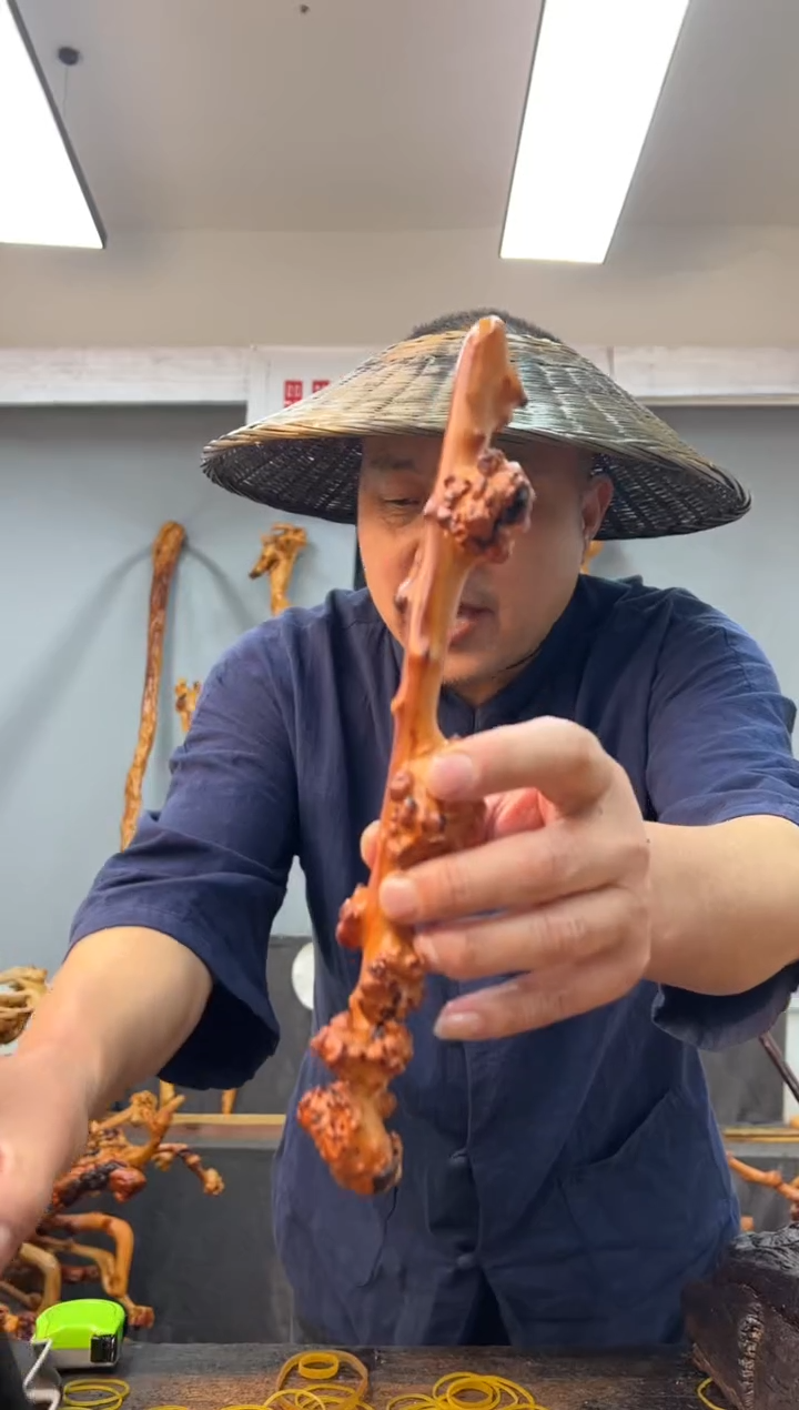 【闪购商品】黑果木其他黑果木524