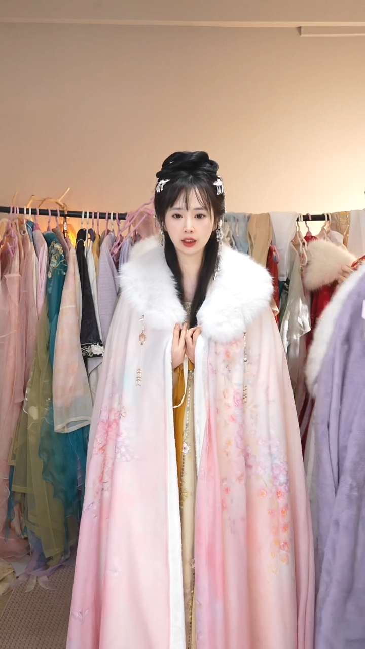 粉色斗篷 不退换