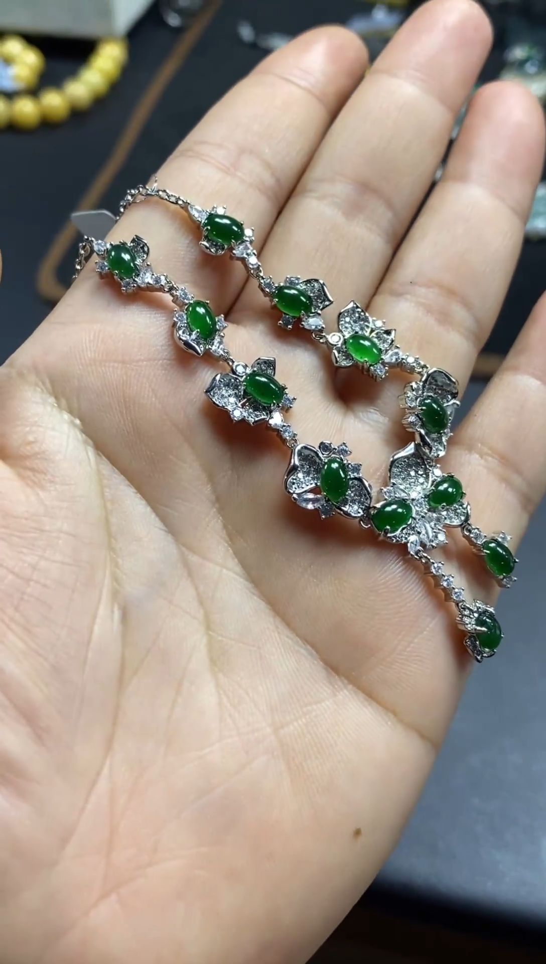 【闪购商品】翡翠颈饰未镶嵌天然翡翠A货18