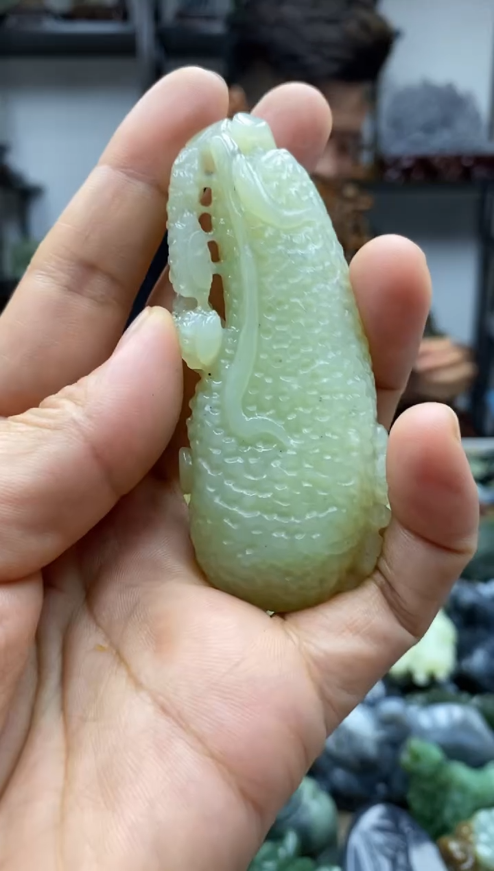 和田玉未镶嵌把件1