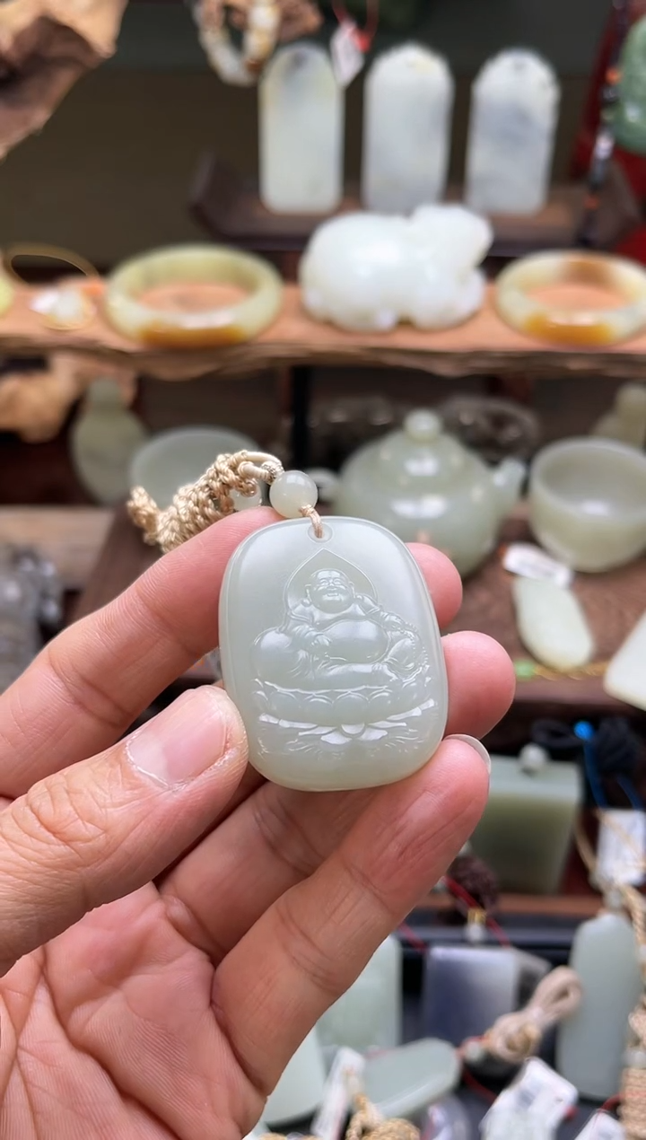 【闪购商品】和田玉吊坠未镶嵌且末迪克兰 阿弥陀佛A+80871