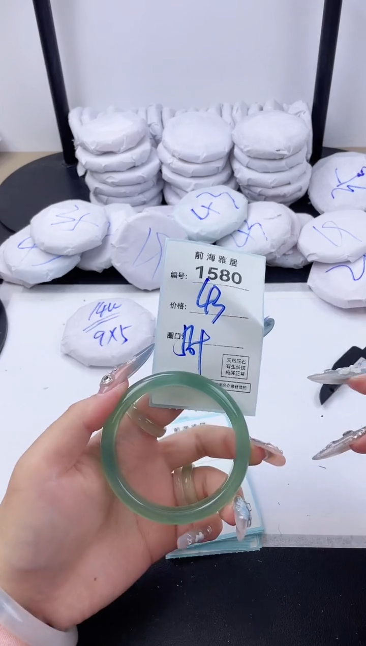 【闪购商品】玛瑙/玉髓手镯未镶嵌1580