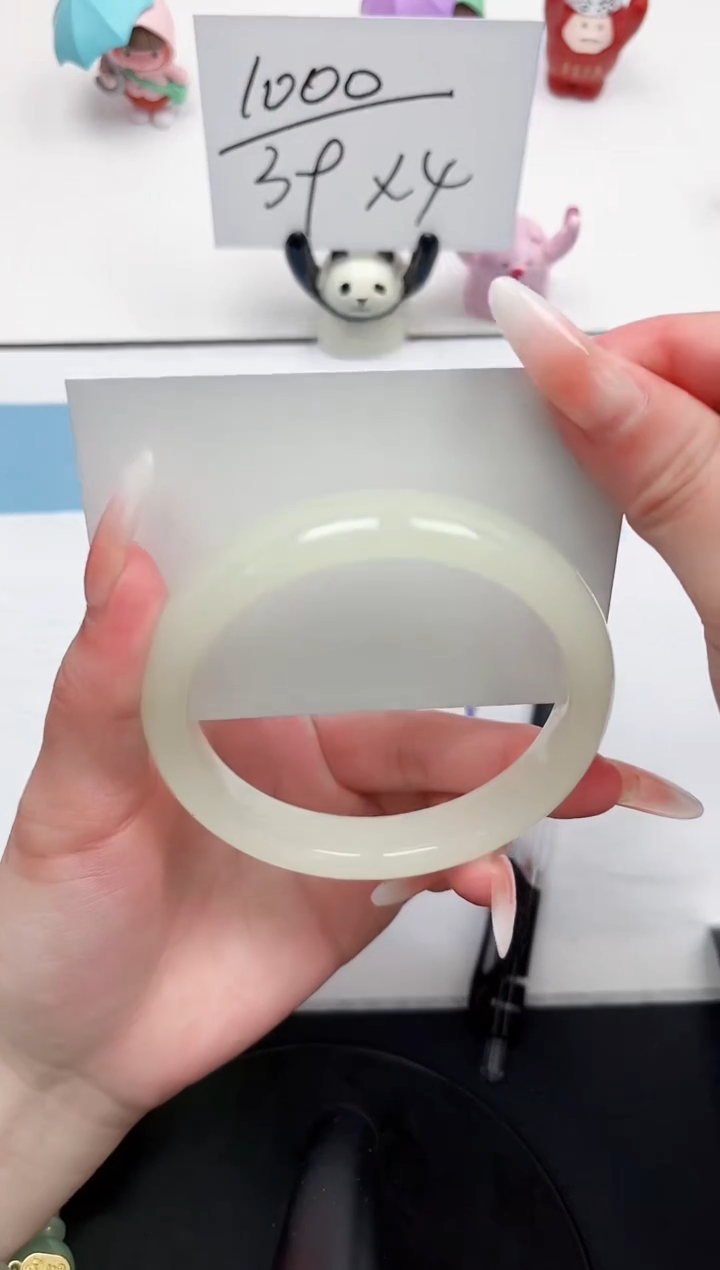 石英质玉手镯未镶嵌112-60