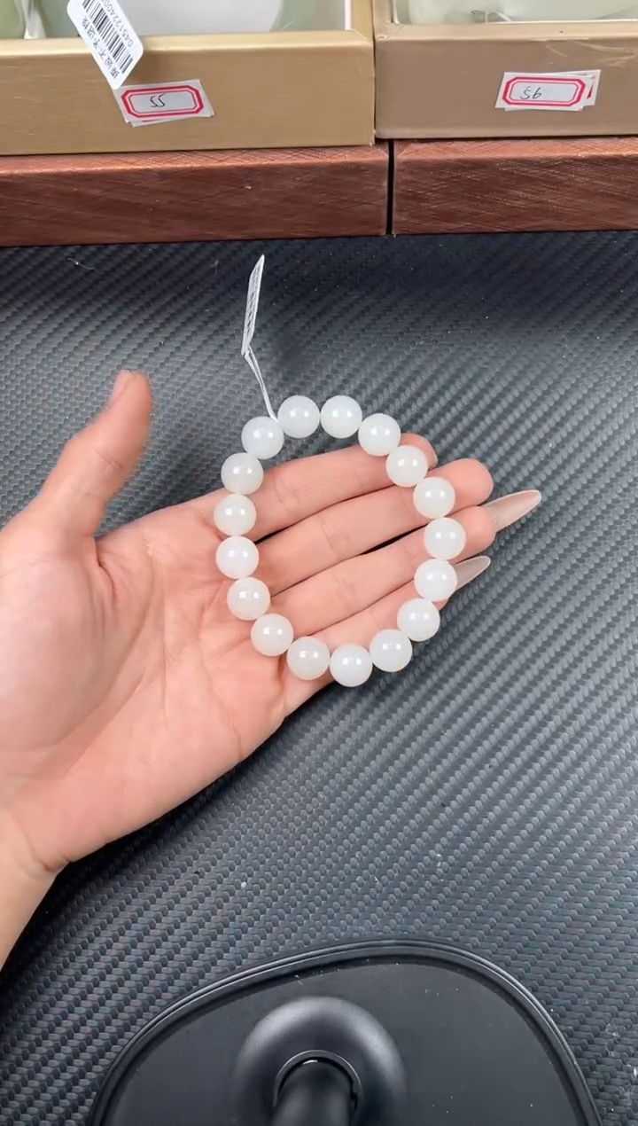 未镶嵌手串和田玉黑山微色差手串卡12M