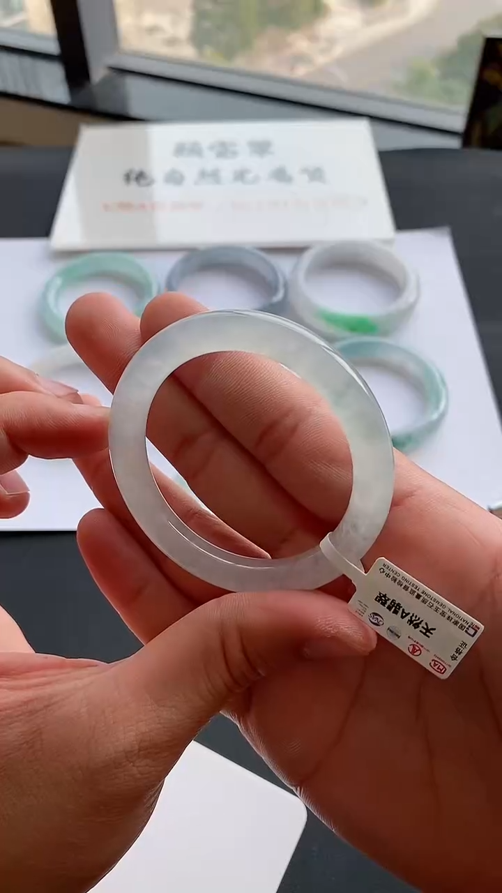 【闪购商品】翡翠手镯未镶嵌49号50.8*8.4*8.7圆条