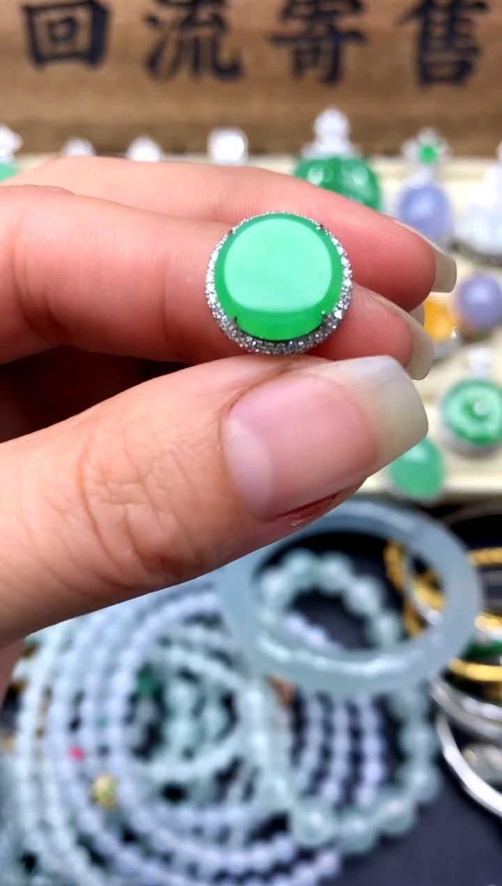 【闪购商品】翡翠戒指18K金镶嵌121-中国好珍宝